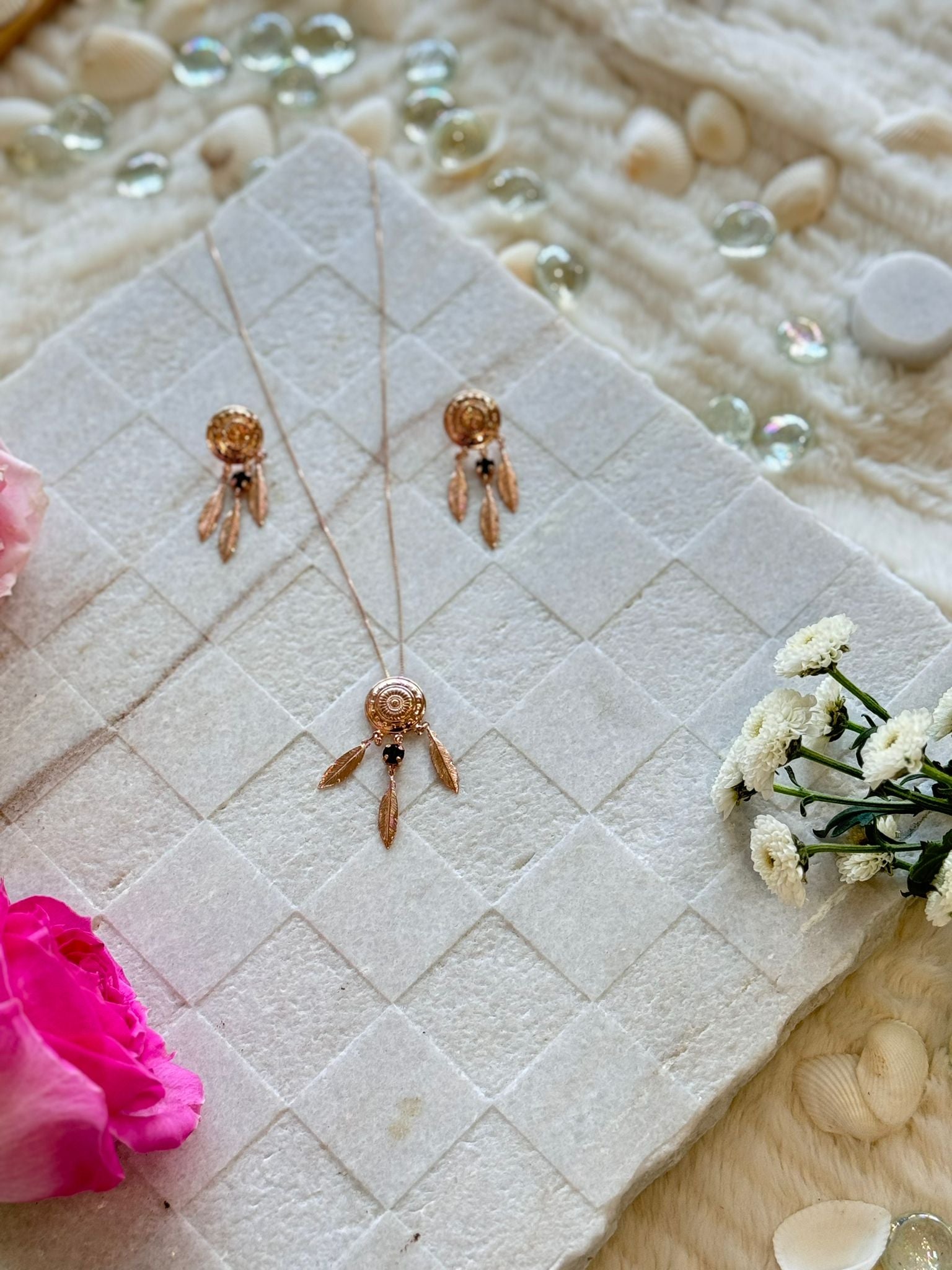 Everlie earrings - rose gold